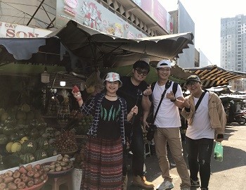 VIETNAMESE STREET FOOD - MORNING WALKING FOOD TOUR